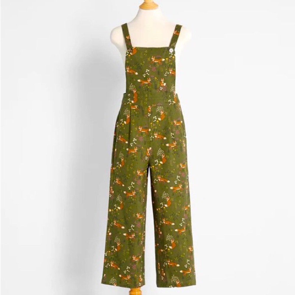 Modcloth x Princess Highway green woodland overalls with fox print!